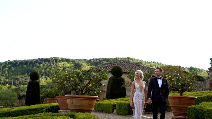 Romantic vow renewal in Tuscany - A pic from the video by Italian Wedding Videographers