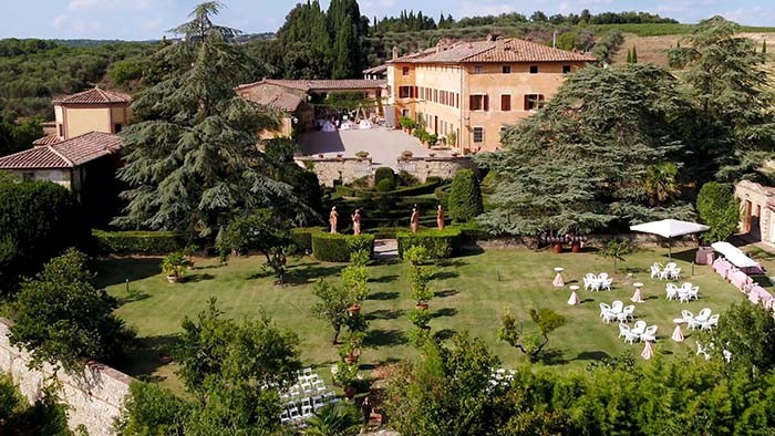 A drone photo at Villa Catignano wedding Tuscany - Villa Catignano weddings